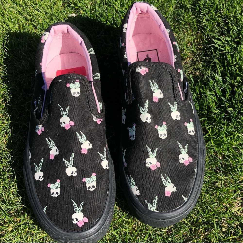 NEW Youth Vans Slip-on 3.5M/5.0W